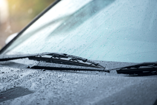 Cars Parked In The Rain In The Rainy Season And Have A Wiper System To Clear The Windshield From The Windshield10, mar-glass.pl